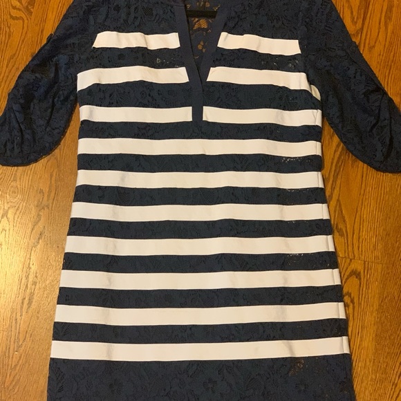BCBG Navy and white stripped stress. Size 0. LIKE NEW. - Picture 5 of 7